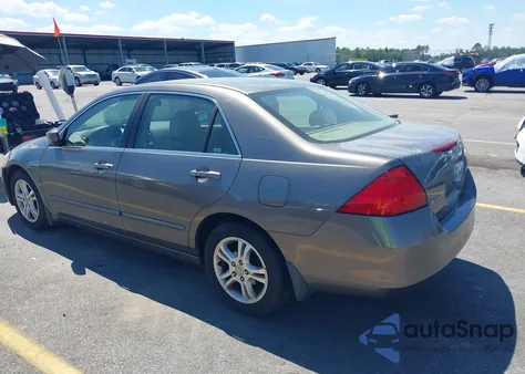 2007 Honda Accord 2.4 Ex z USA, uszkodzony, nr VIN 1HGCM567X7A013444